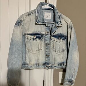 Cropped Jean Jacket Size Medium